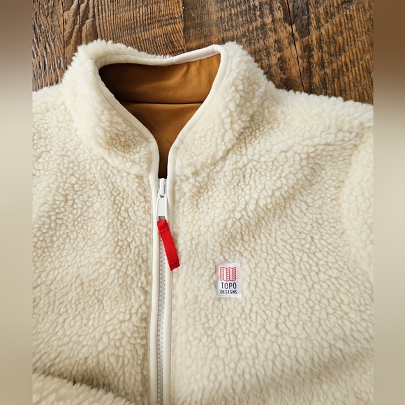 NWOT TOPO DESIGN REVERSIBLE 2 IN 1 SHERPA JACKET SIZE MEDIUM - Picture 2 of 6